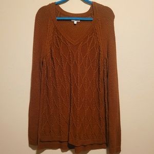 Cable knit rust v neck sweater